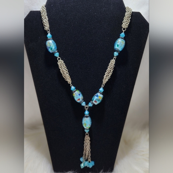 Elegant Blue and Silver Necklace with Y-Shape Design - Picture 2 of 5